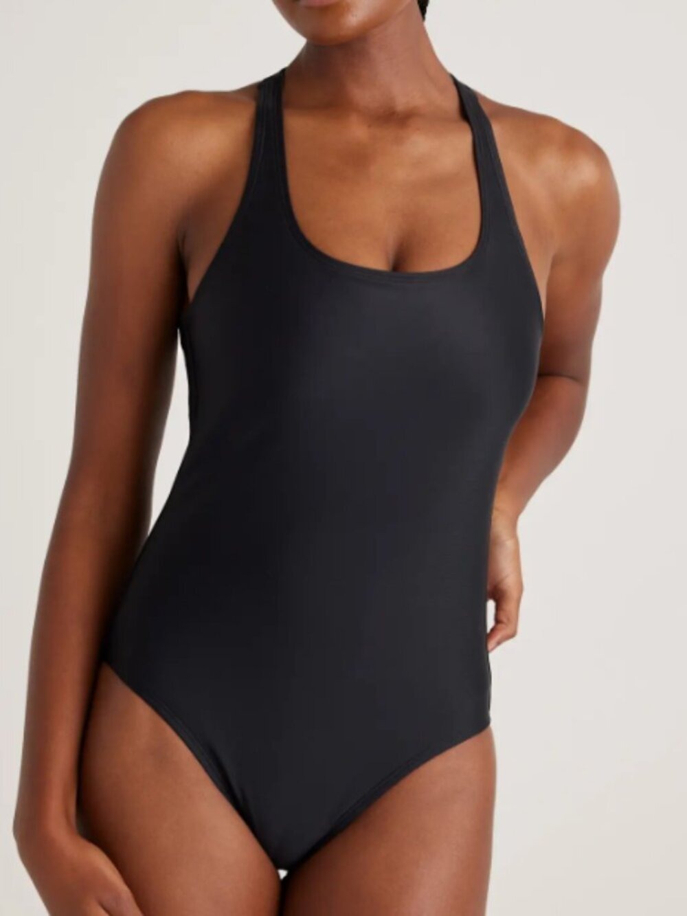 NEW Quince Cross Back One Piece Swimsuit Size M UPF Removeable Pads Resortwear